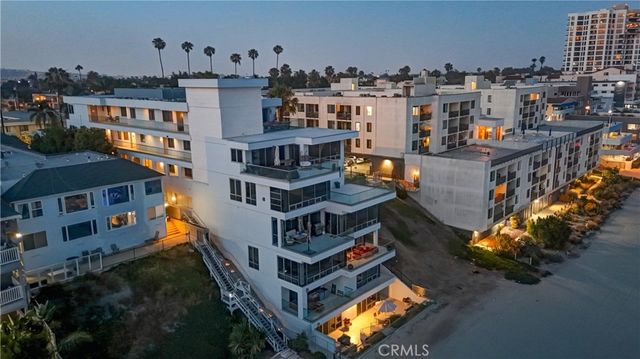 23 4th Place 6, Long Beach, CA 90802