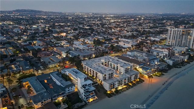 23 4th Place 6, Long Beach, CA 90802