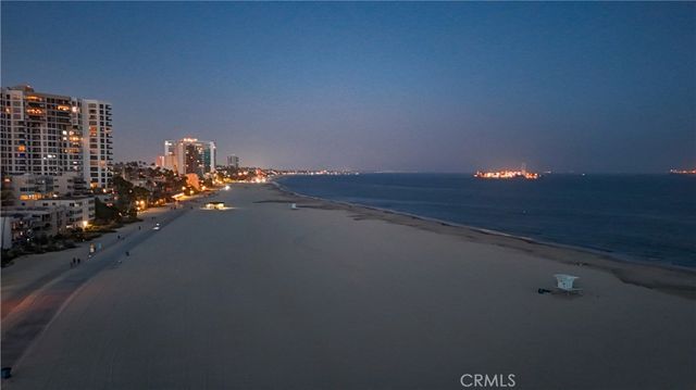 23 4th Place 6, Long Beach, CA 90802