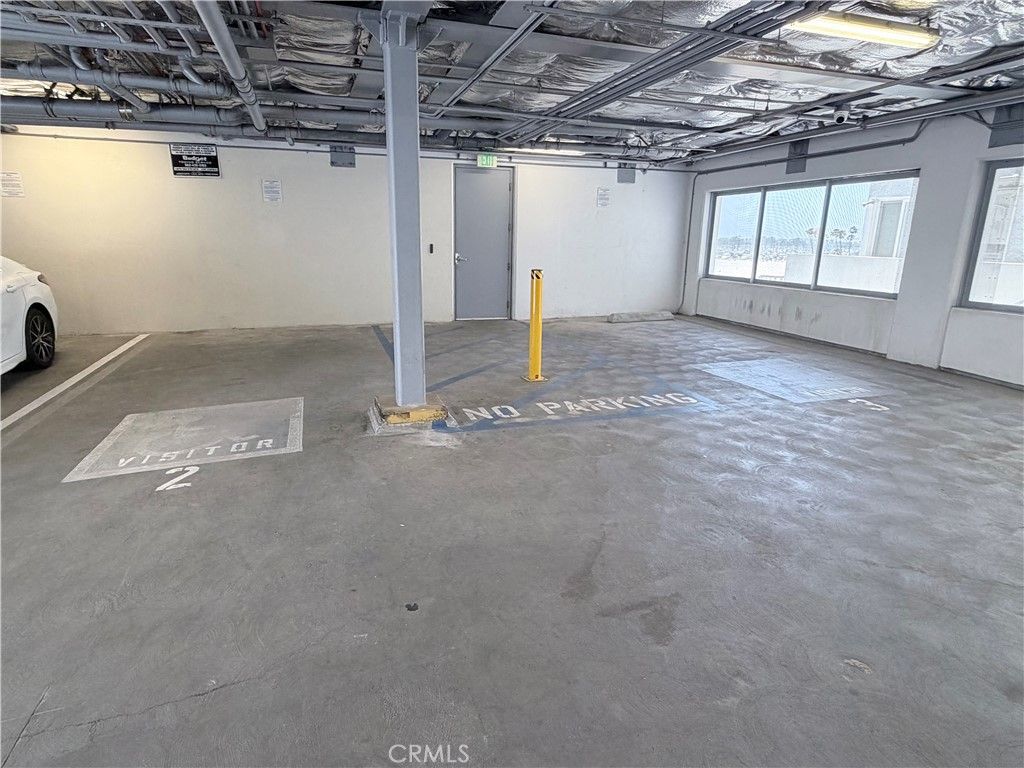 Image 49 of property listing at 23 4th Place 6, Long Beach, CA 90802