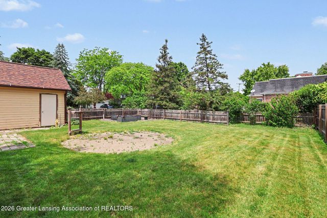 803 Roosevelt Street, Mason, MI 48854
