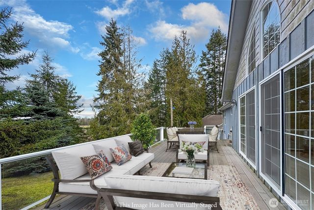 202 W Emerald Forest Lane, Sequim, WA 98382