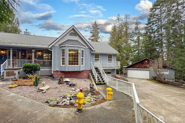 202 W Emerald Forest Lane, Sequim, WA 98382