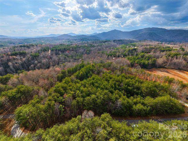 0 Sweetbriar Road S, Lake Lure, NC 28746
