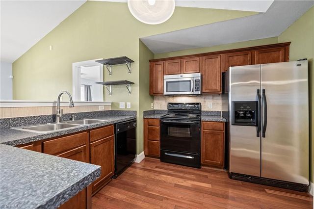 795 Avalon Springs Court, High Point, NC 27265