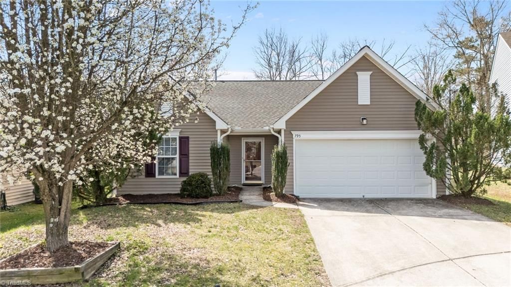 795 Avalon Springs Court, High Point, NC 27265