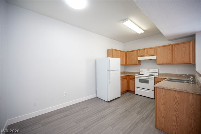 2010 Rancho Lake Drive 206, Las Vegas, NV 89108