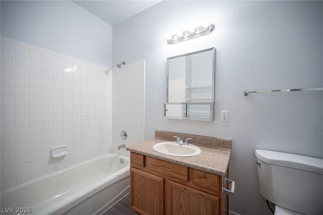 2010 Rancho Lake Drive 206, Las Vegas, NV 89108