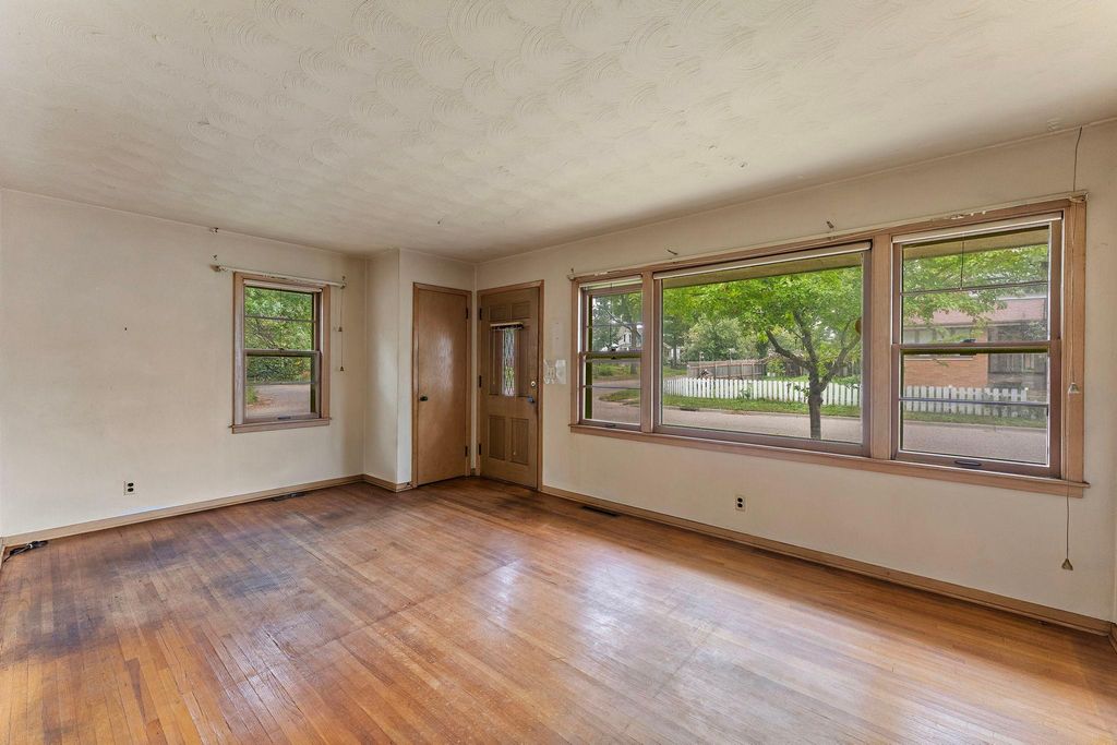 1590 Payne Avenue, Saint Paul, MN 55130 — photo 4