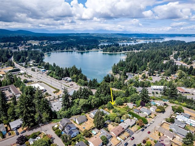 624 Dora Avenue, Bremerton, WA 98312