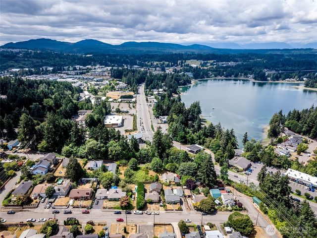 624 Dora Avenue, Bremerton, WA 98312