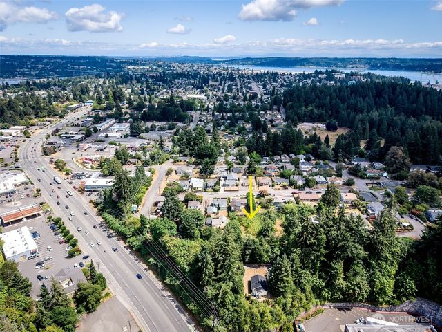 624 Dora Avenue, Bremerton, WA 98312