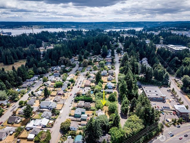 624 Dora Avenue, Bremerton, WA 98312
