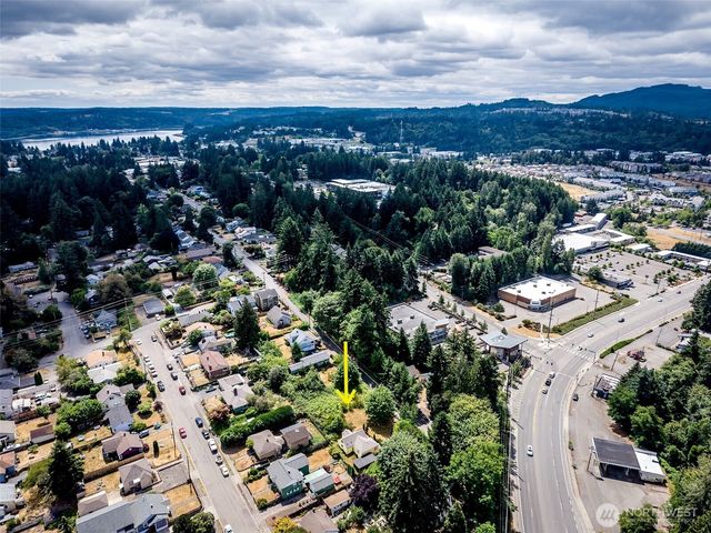 624 Dora Avenue, Bremerton, WA 98312