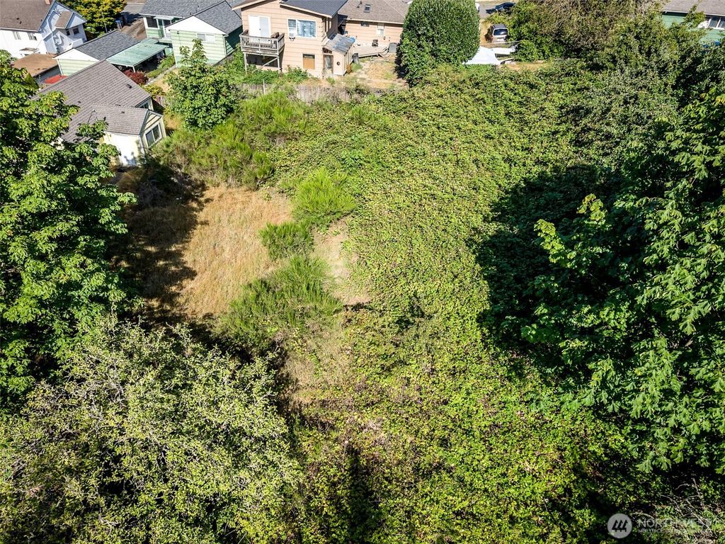 624 Dora Avenue, Bremerton, WA 98312