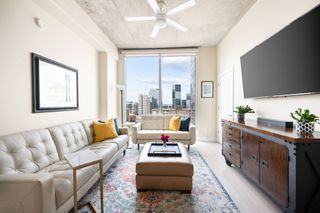 415 Church St Apt 2212, Nashville, TN 37219