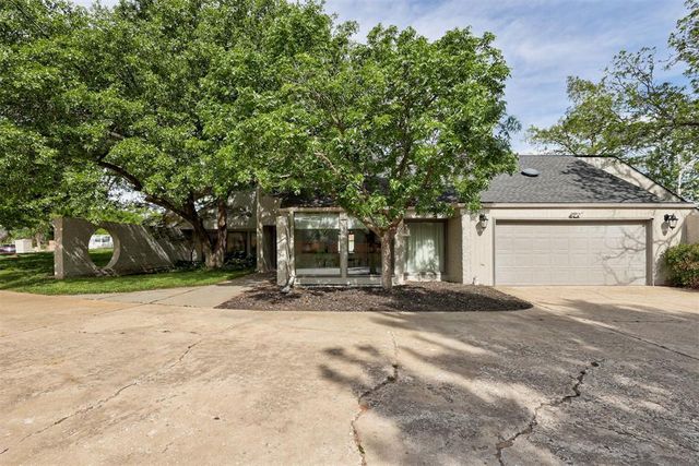 3 Rustic Hills Street, Norman, OK 73072