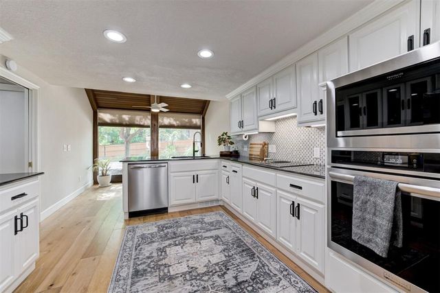 3 Rustic Hills Street, Norman, OK 73072
