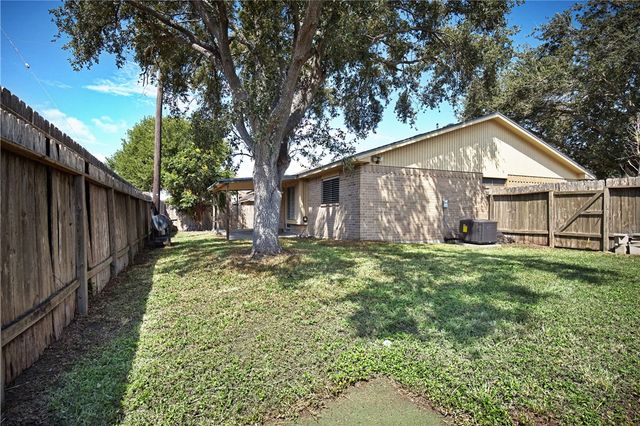 6929 Roseland Dr, Corpus Christi, TX 78414