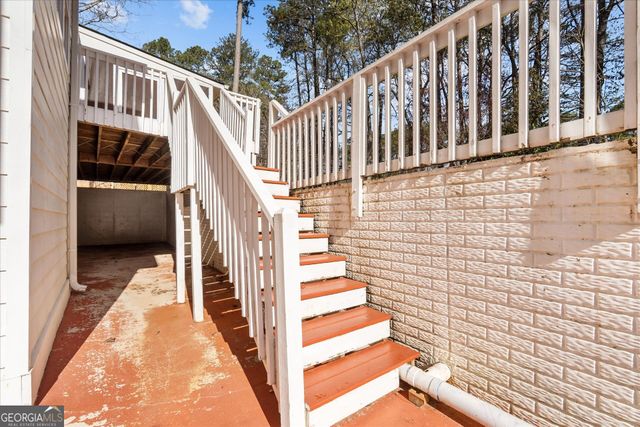 1030 Lakeview Parkway, Villa Rica, GA 30180