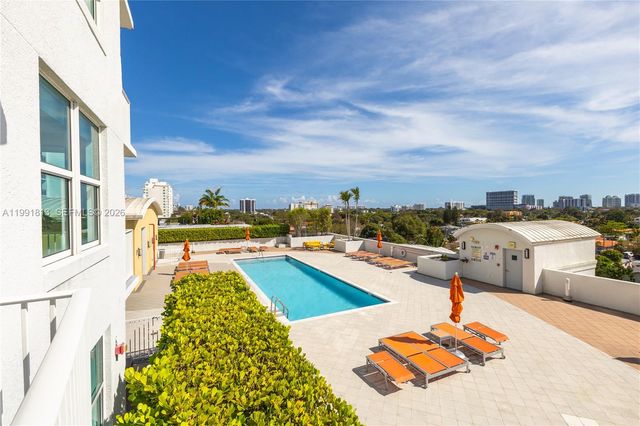 3180 SW 22nd Ter 601, Miami, FL 33145