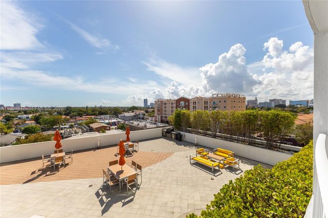 3180 SW 22nd Ter 601, Miami, FL 33145