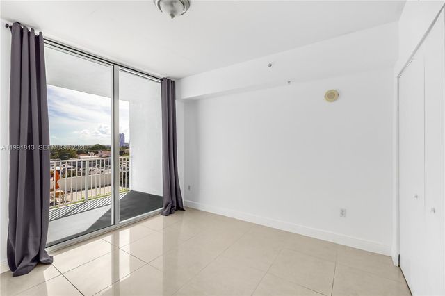 3180 SW 22nd Ter 601, Miami, FL 33145