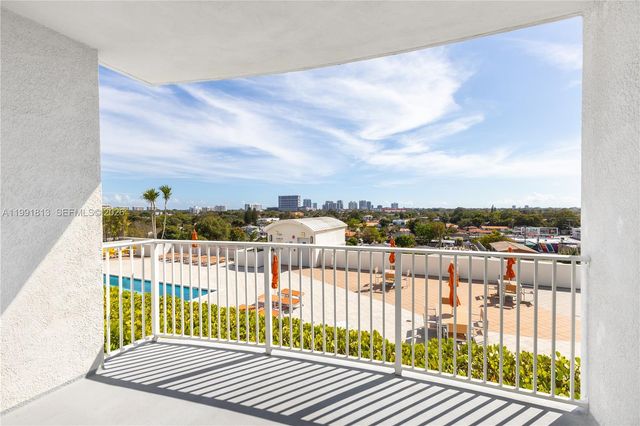 3180 SW 22nd Ter 601, Miami, FL 33145