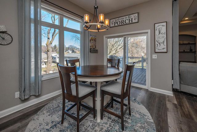 738 Willow Bend DRIVE, Waterford, WI 53185