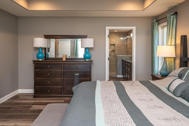 738 Willow Bend DRIVE, Waterford, WI 53185