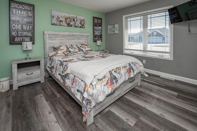 738 Willow Bend DRIVE, Waterford, WI 53185