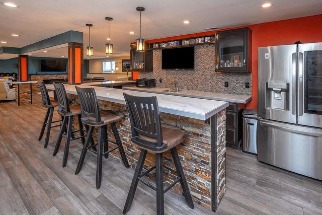 738 Willow Bend DRIVE, Waterford, WI 53185