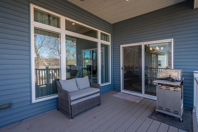 738 Willow Bend DRIVE, Waterford, WI 53185