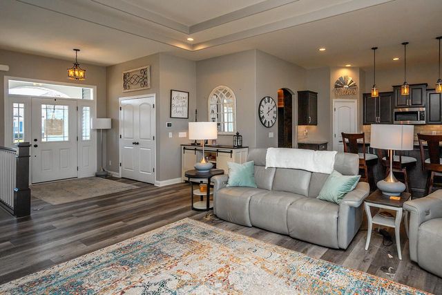 738 Willow Bend DRIVE, Waterford, WI 53185