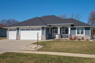 738 Willow Bend DRIVE, Waterford, WI 53185