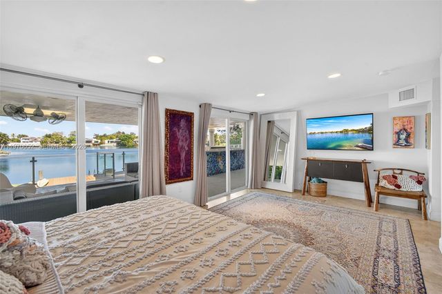 2091 NE 191st Dr, North Miami Beach, FL 33179