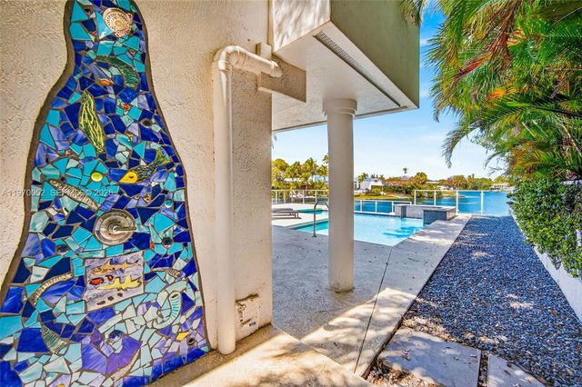 2091 NE 191st Dr, North Miami Beach, FL 33179