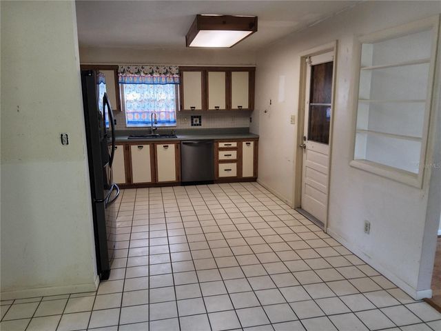 31043 WILLOW BANK AVENUE, Brooksville, FL 34602