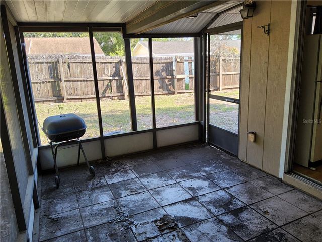 31043 WILLOW BANK AVENUE, Brooksville, FL 34602