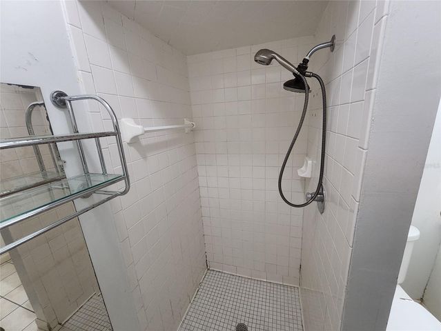 31043 WILLOW BANK AVENUE, Brooksville, FL 34602