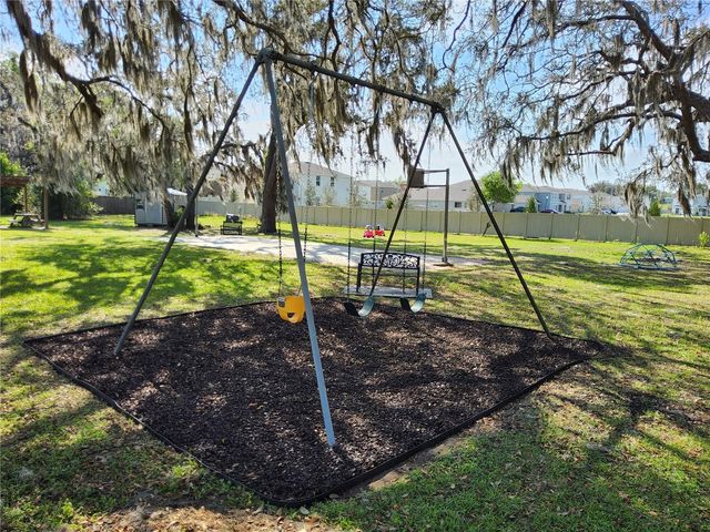 31043 WILLOW BANK AVENUE, Brooksville, FL 34602