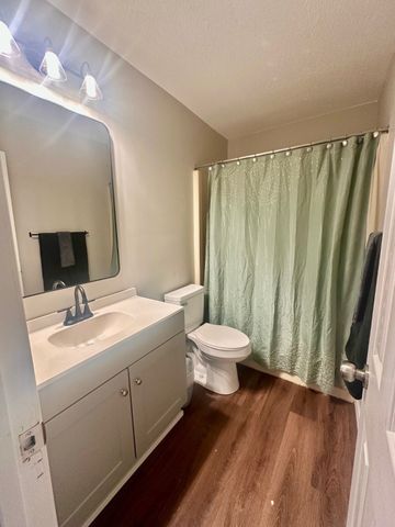 1105 Len Street, Bossier City, LA 71111