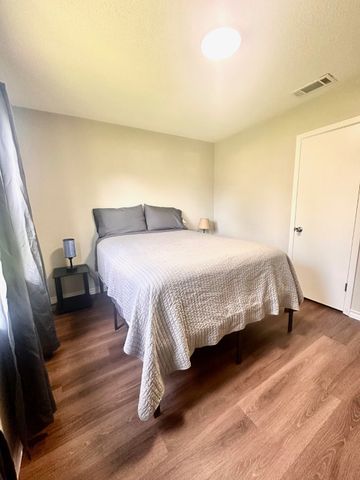 1105 Len Street, Bossier City, LA 71111