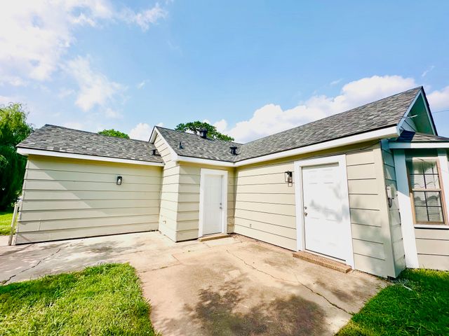 1105 Len Street, Bossier City, LA 71111
