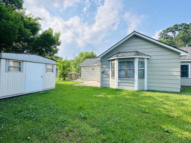 1105 Len Street, Bossier City, LA 71111