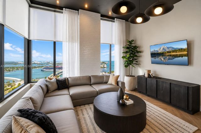 121 NE 5th Street 3713, Miami, FL 33132