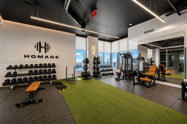121 NE 5th Street 3713, Miami, FL 33132
