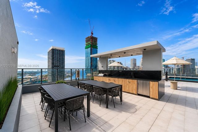 121 NE 5th Street 3713, Miami, FL 33132