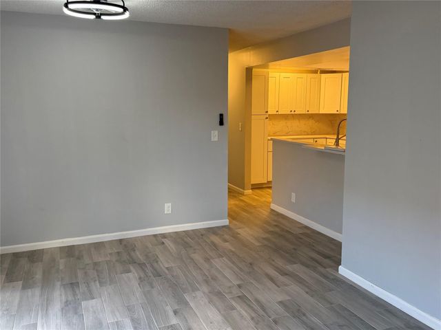 6522 Harbour Rd, North Lauderdale, FL 33068