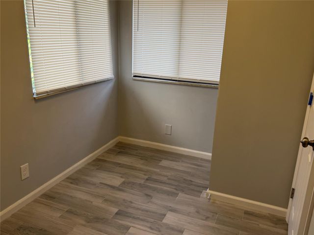 6522 Harbour Rd, North Lauderdale, FL 33068